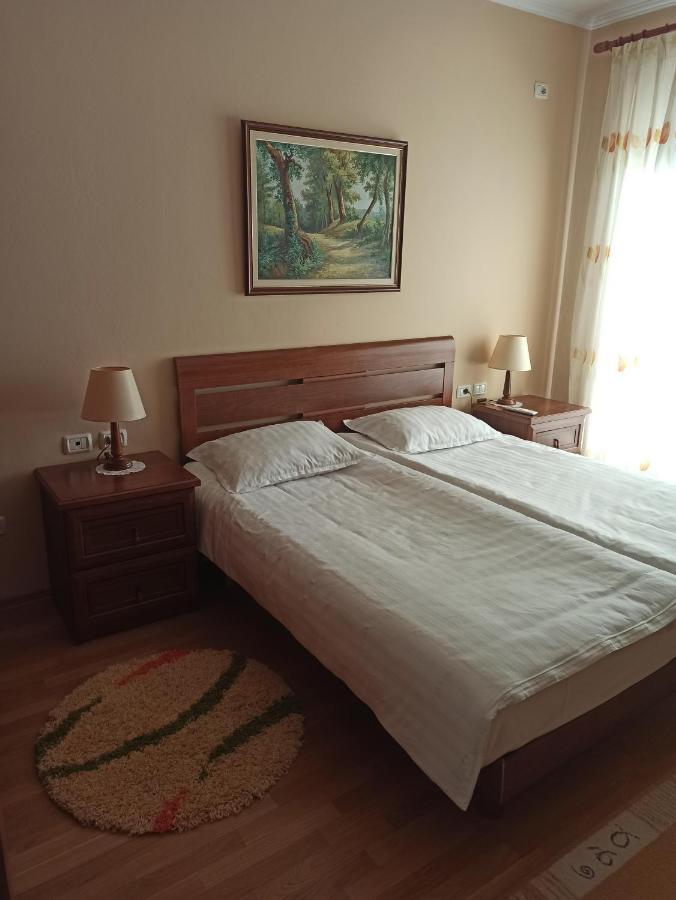 Home Sweet Rental Тирана Экстерьер фото